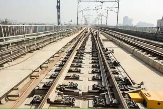 Ballastless track fastening system in detail